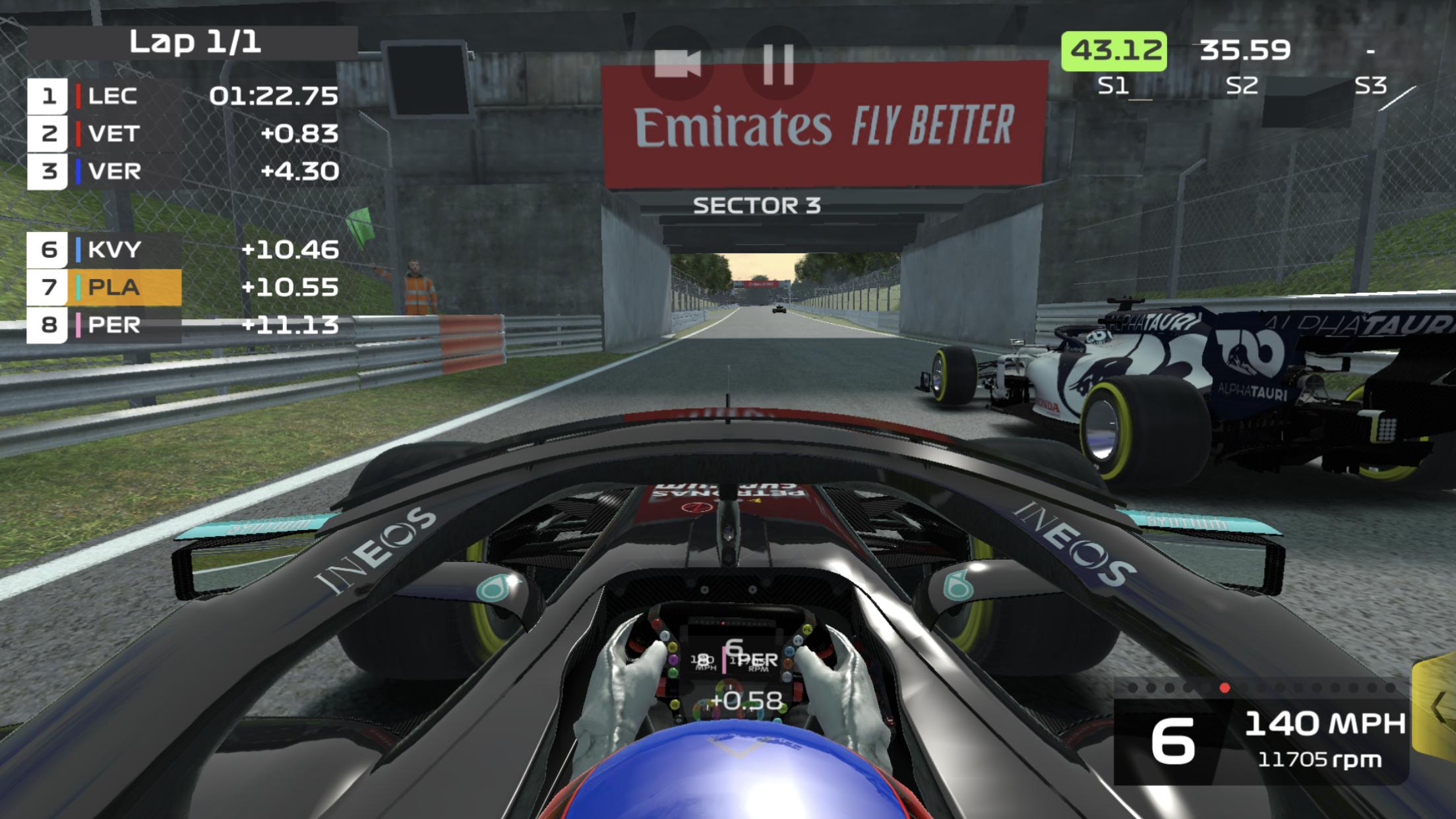 F1 Mobile Racing 2.5.10 Screenshot 1